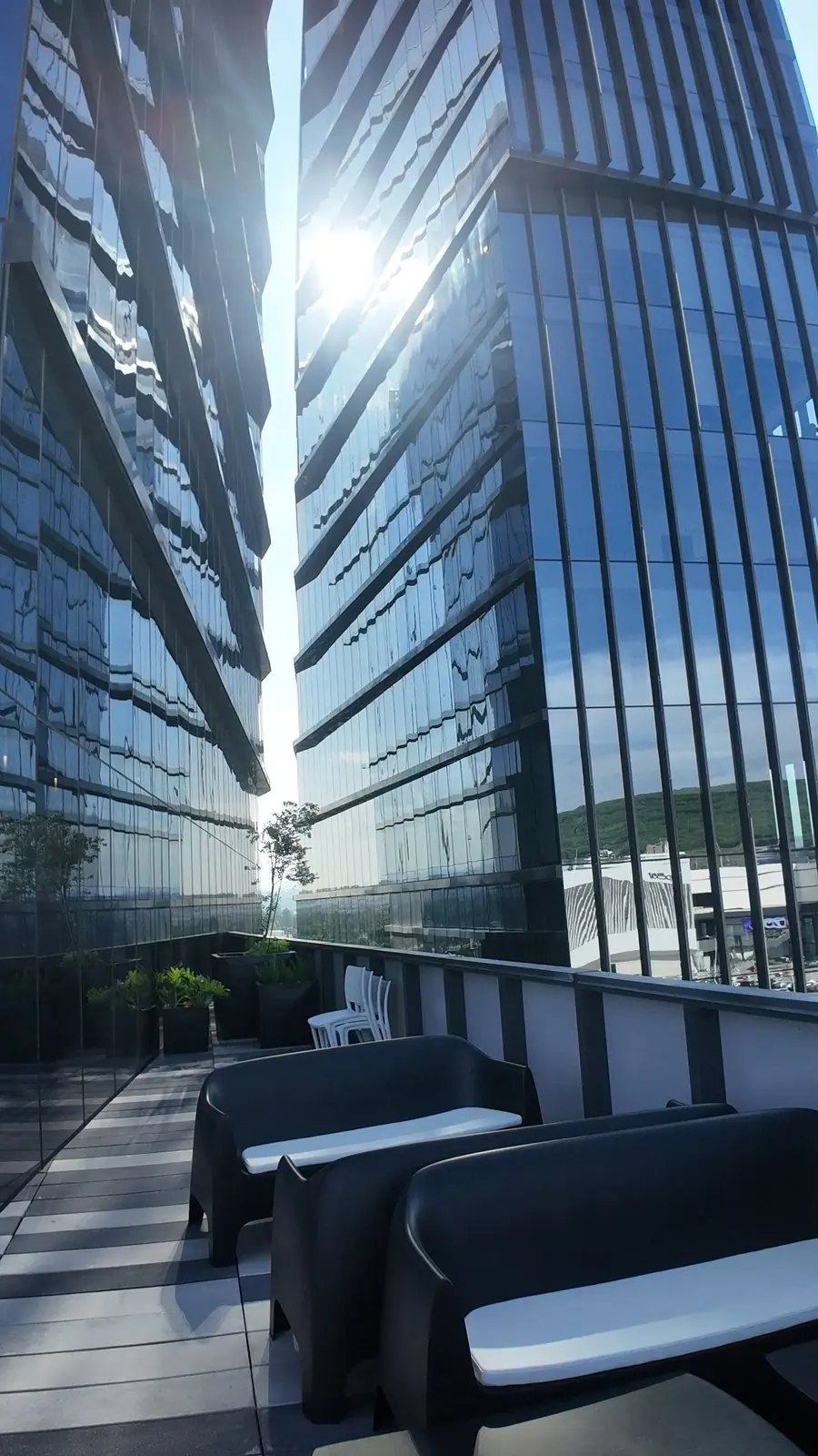 Oficina acondicionada · Amenidades premium · Edificio Level · Jurica Querétaro