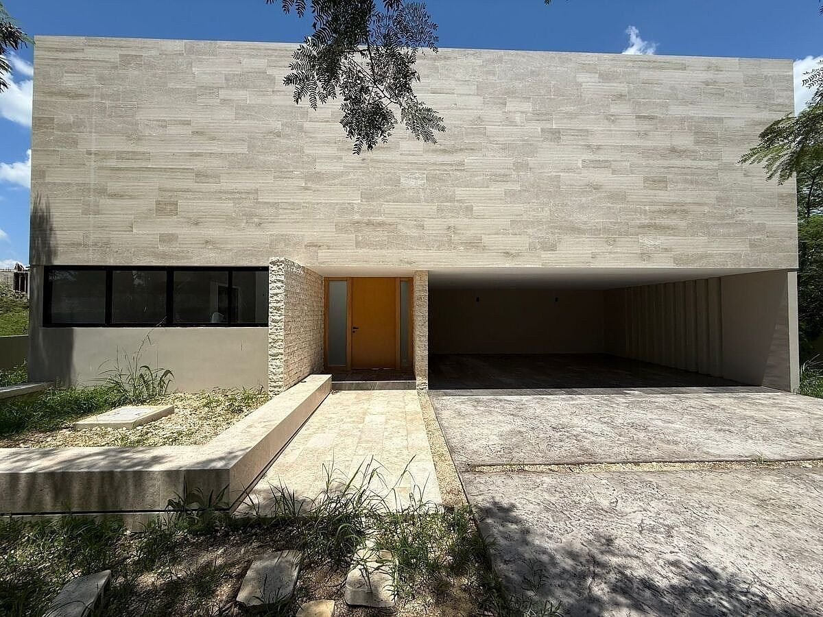 Casa en venta de una sola planta en Yucatán Country Club — foto 1