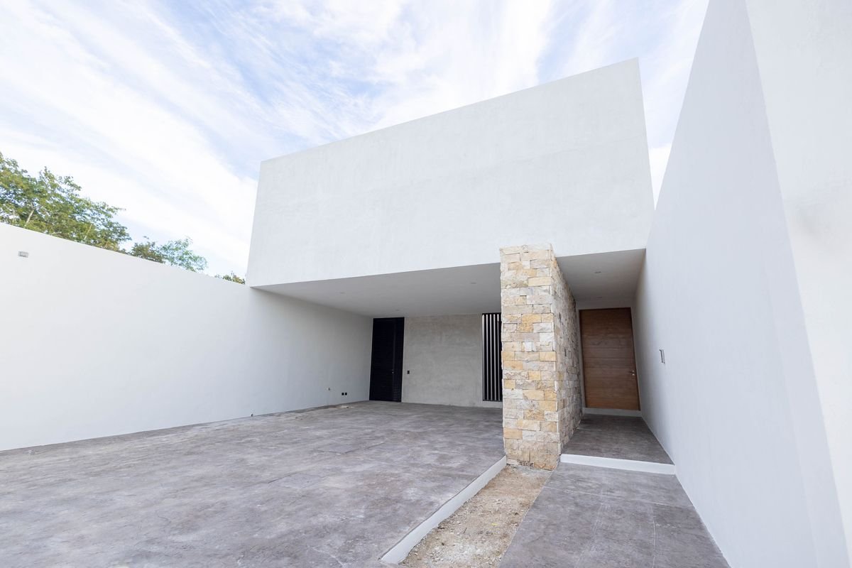 Venta de casa de una planta de 3 Habitaciones en Temozon Norte — foto 1