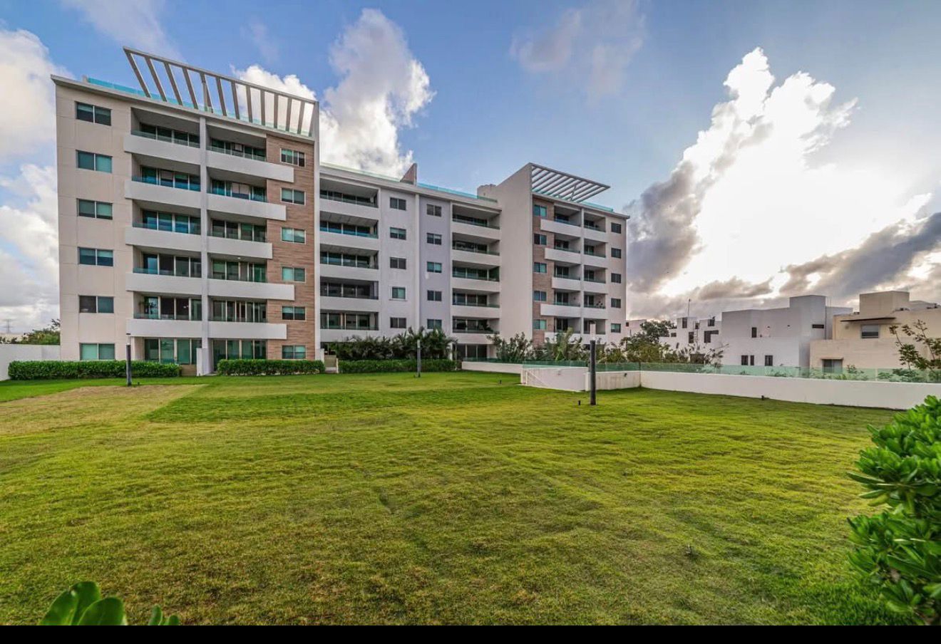 DEPARTAMENTO EN VENTA AMUEBLADO EN CANCÚN