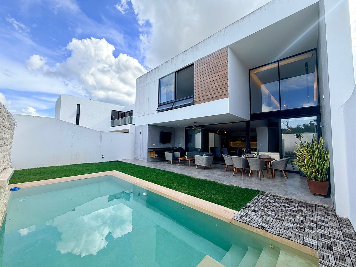 CASA EN VENTA EN PRIVADA PARQUE NATURA — foto 2