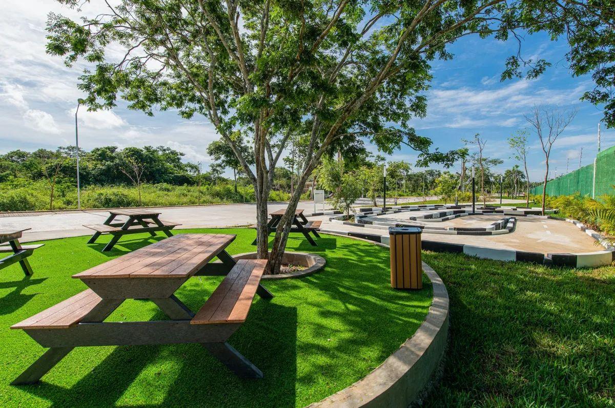 SE VENDE TERRENO RESIDENCIAL EN ZENDERA CONKAL YUCATAN — foto 2
