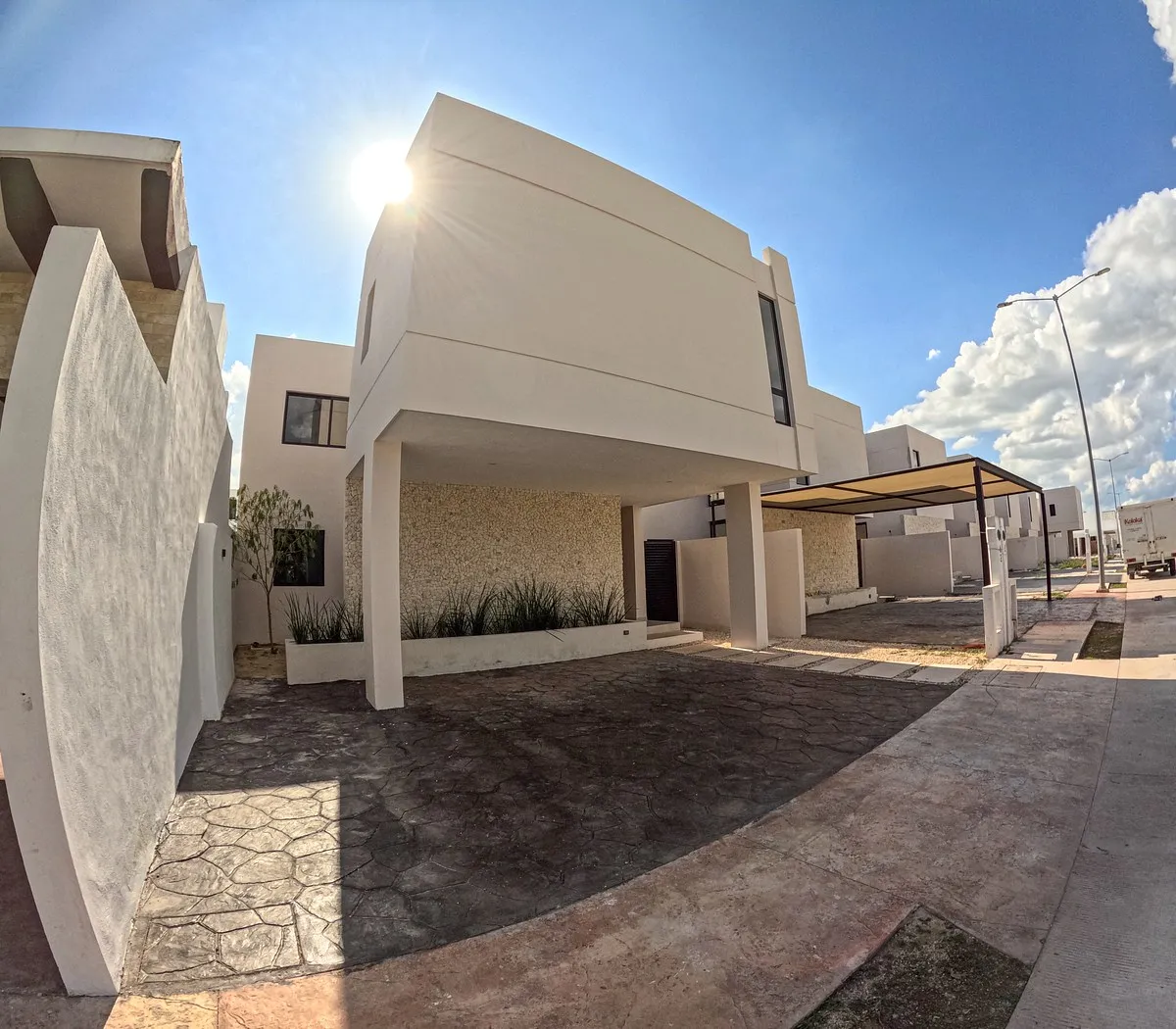 Venta de casa con 4 recámaras y estudio en Privada, entrega inmediata — foto 3