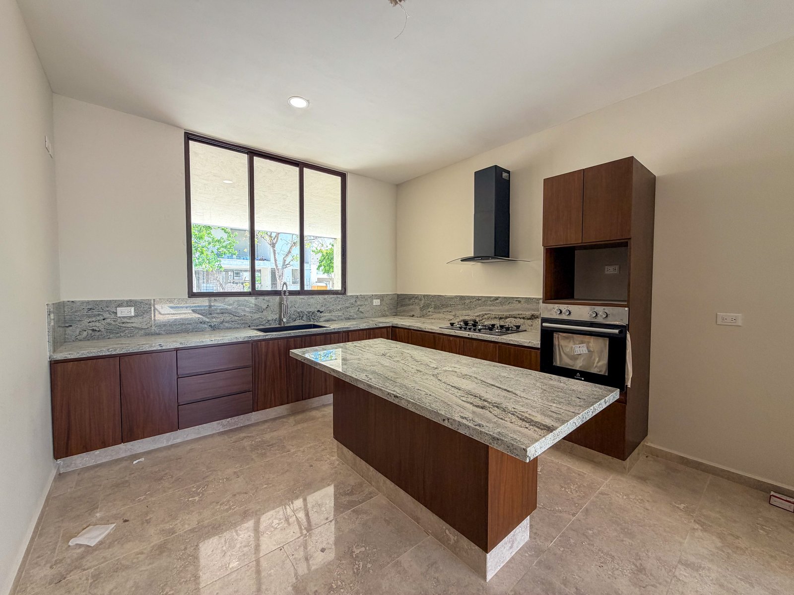 Venta de Casa en Privada en Xcanatun — foto 4