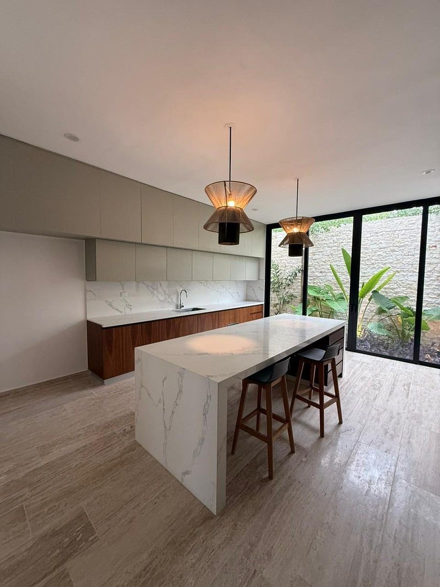 Venta de casa en Xcanatún, Mérida con amenidades de 597 m2 — foto 4