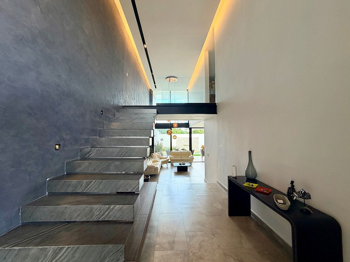 CASA EN VENTA EN PRIVADA PARQUE NATURA — foto 4