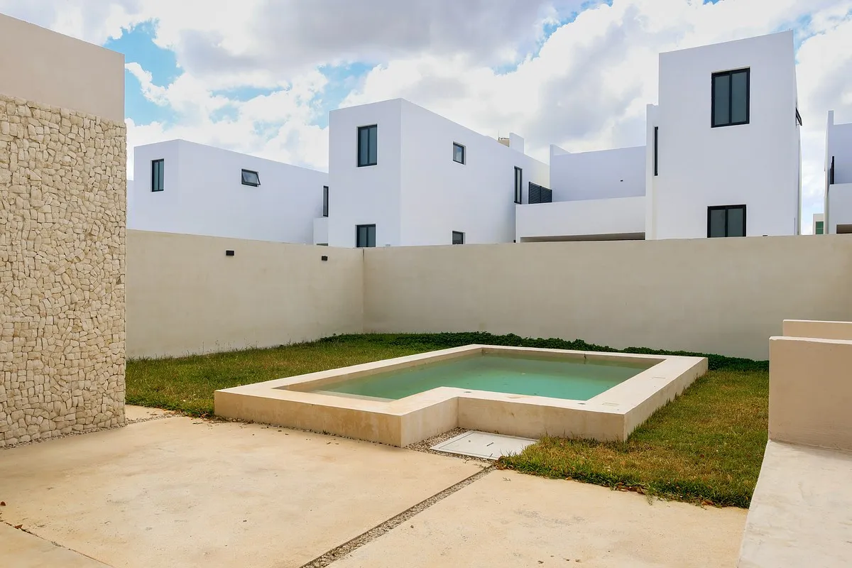 Venta de casa con 4 recámaras y estudio en Privada, entrega inmediata — foto 5