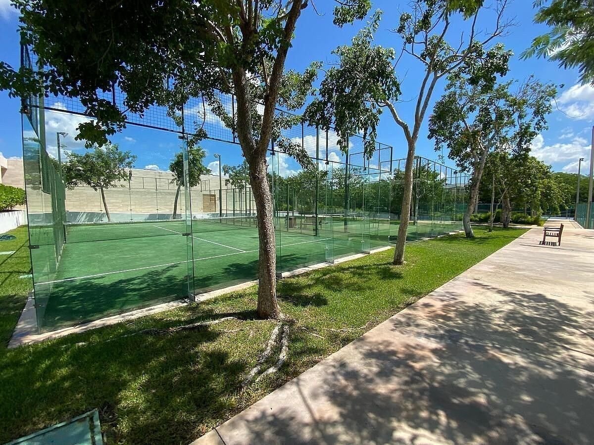 Terreno en venta en Cabo Norte Mérida | Privada Rosío con vista al lago — foto 6