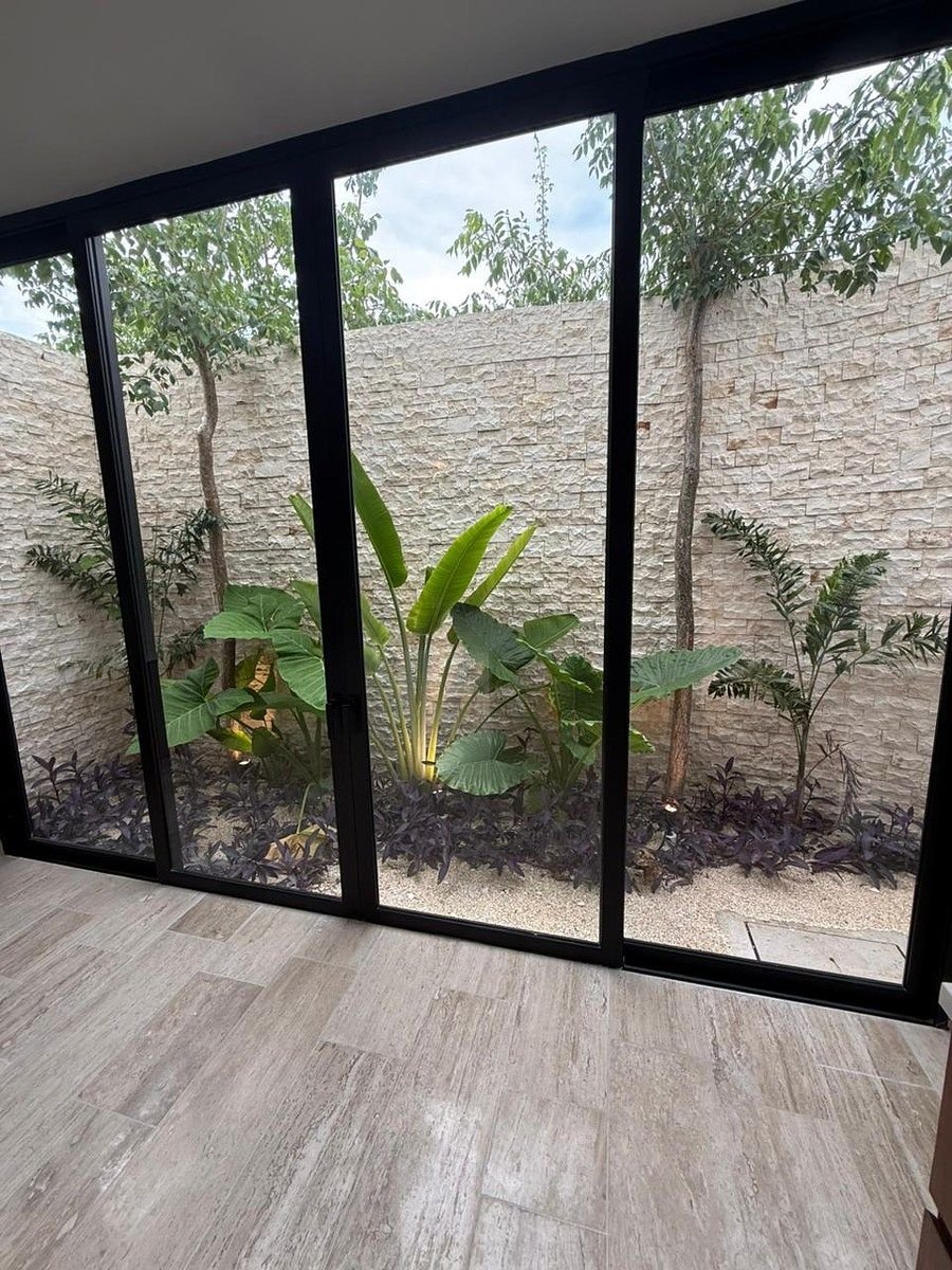 Venta de casa en Xcanatún, Mérida con amenidades de 597 m2 — foto 6